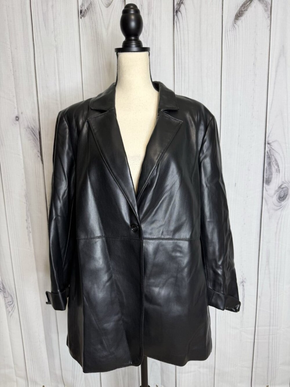 Chicos Faux Leather Jacket Size 3 (XL 16/18) Black Long Sleeve One-Button